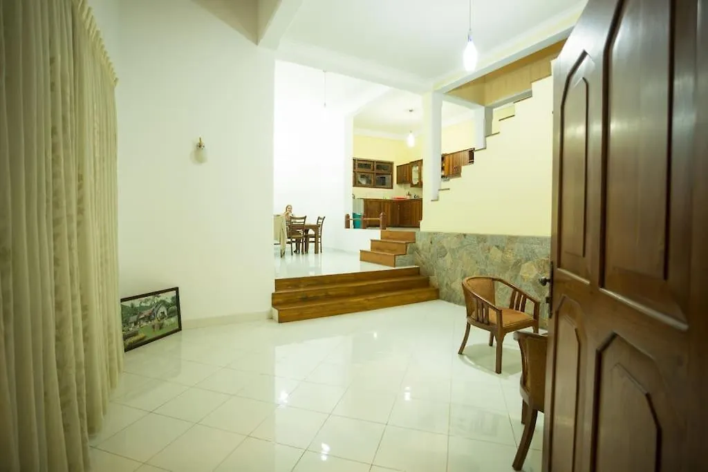 Riverview Glass Room Sirimalwatta