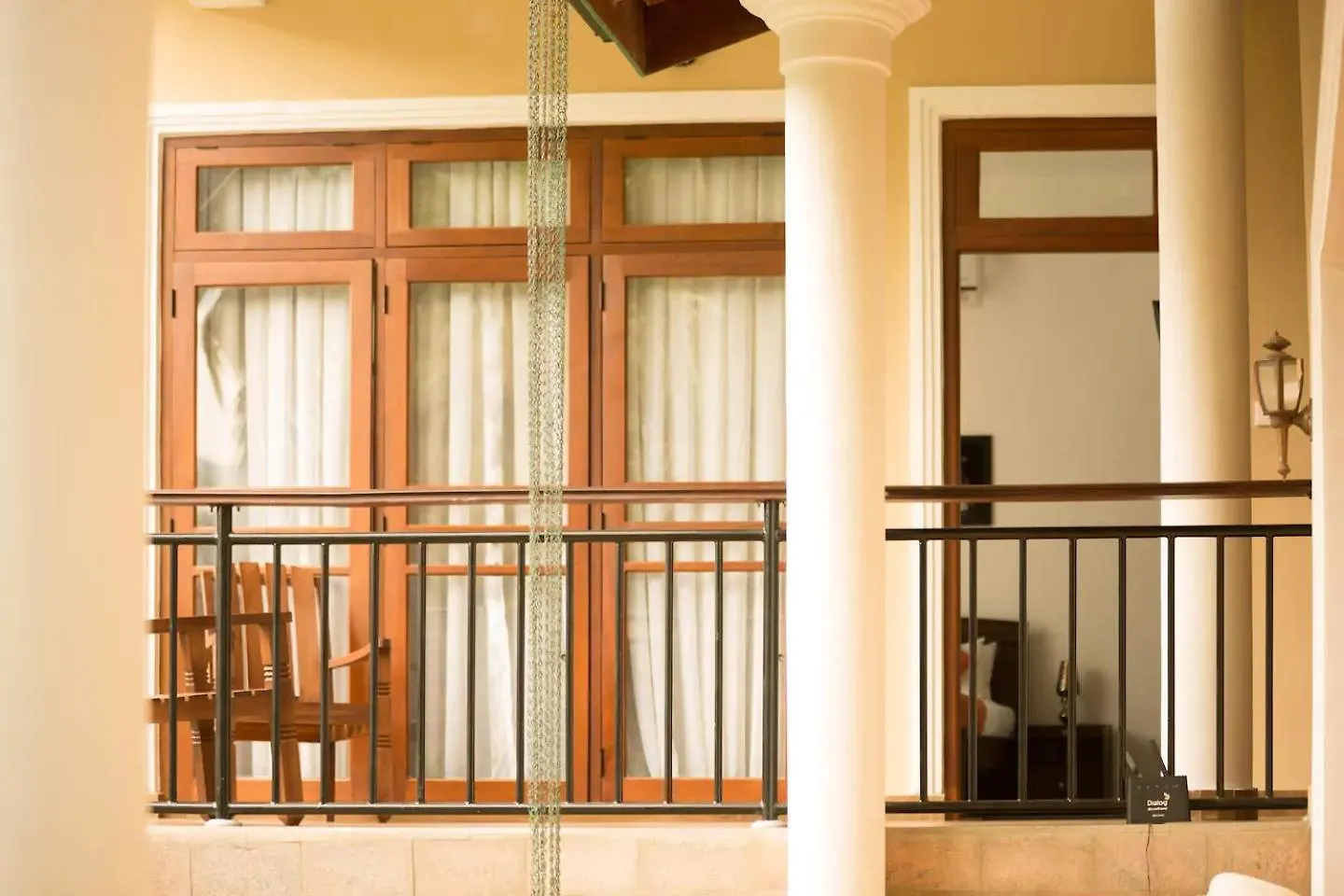 Homestay Riverview Glass Room Sirimalwatta